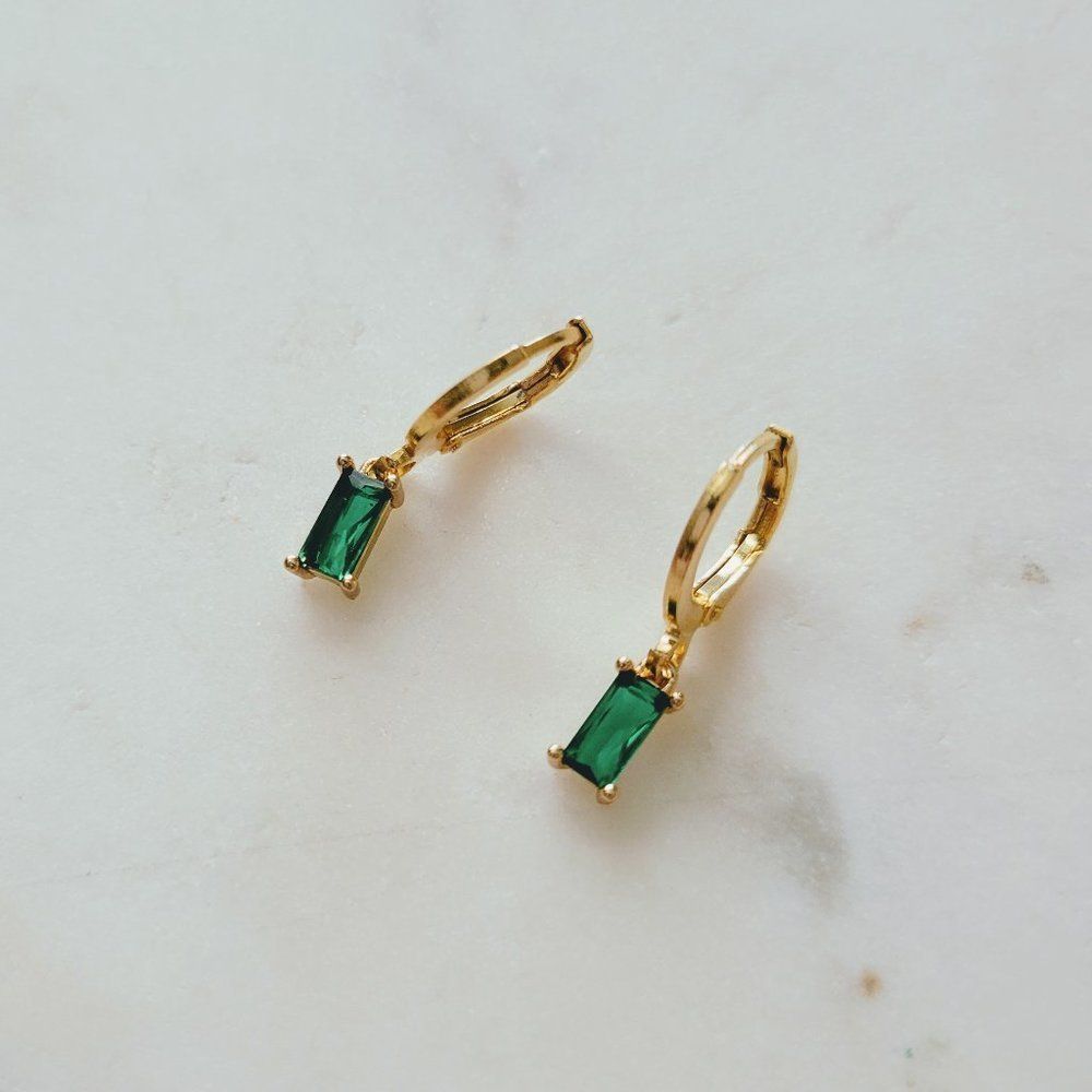 7/$35 Gold Tone Green Rhinestone Huggies - Picture 1 of 7